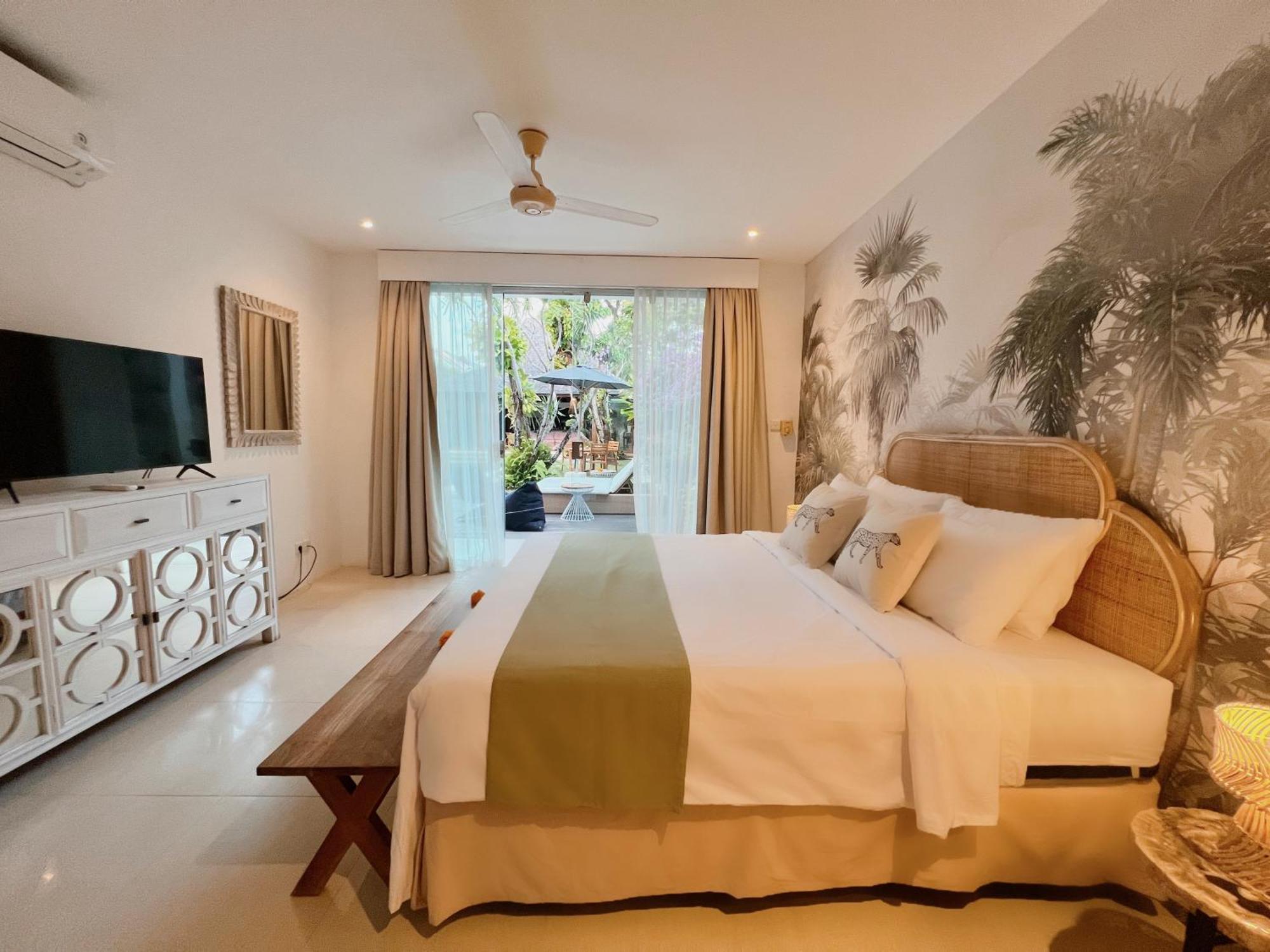 Saffira, - Pool, Garden, Rooftop - Walk To And Cafes!