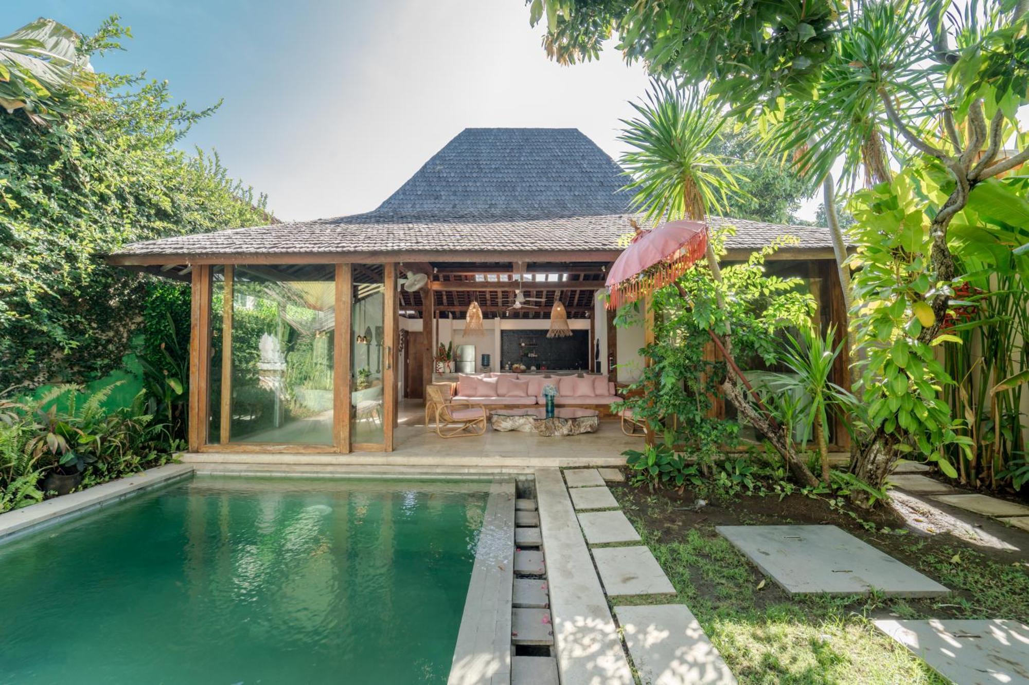 Saffira, - Pool, Garden, Rooftop - Walk To And Cafes! * Seminyak (Bali)