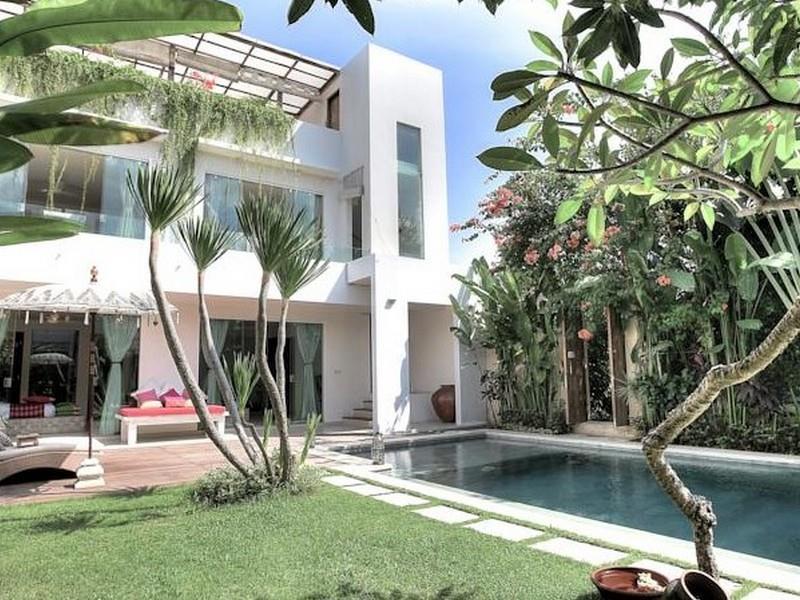 Saffira, - Pool, Garden, Rooftop - Walk To And Cafes! *