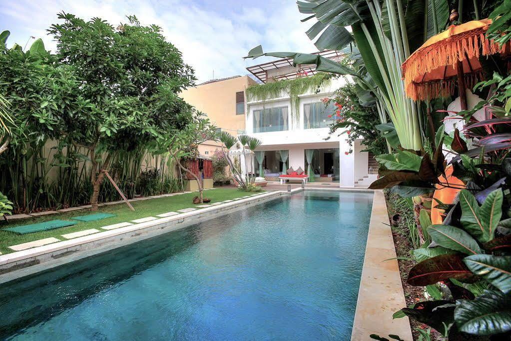 Saffira, - Pool, Garden, Rooftop - Walk To And Cafes! Villa